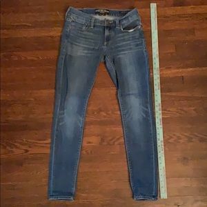 Lucky Brand Blue Jeans sz 2/26 *For Charity*
